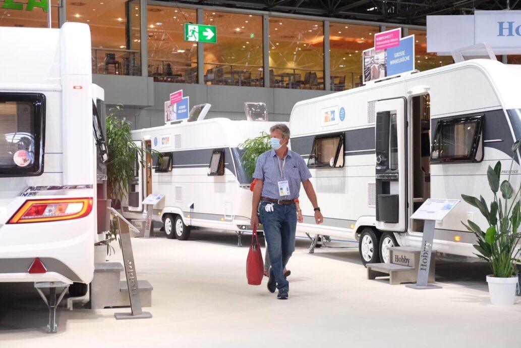 COVID Can't Stop 107K Visitors from Attending World's Largest RV Show ...
