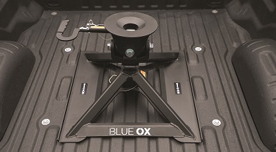 A picture of the Blue Ox BXR2100 fifth wheel hitch