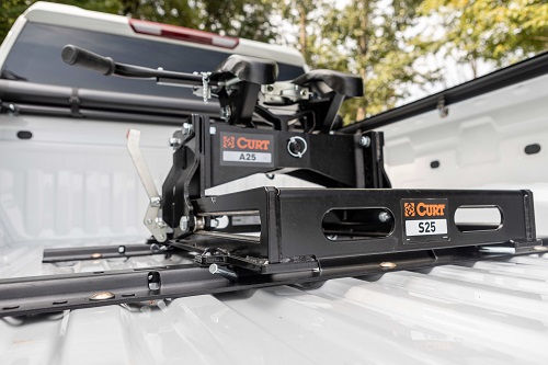 A picture of the curt S25 slider hitch inside a truck bed