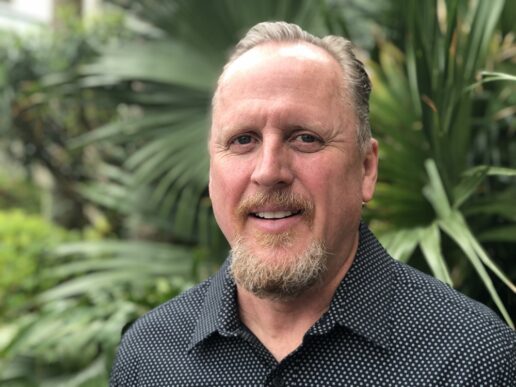 A picture of Tom Gallaher, an RVDA Convention/Expo speaker in 2023 and the founder of AutosOnVideos.com