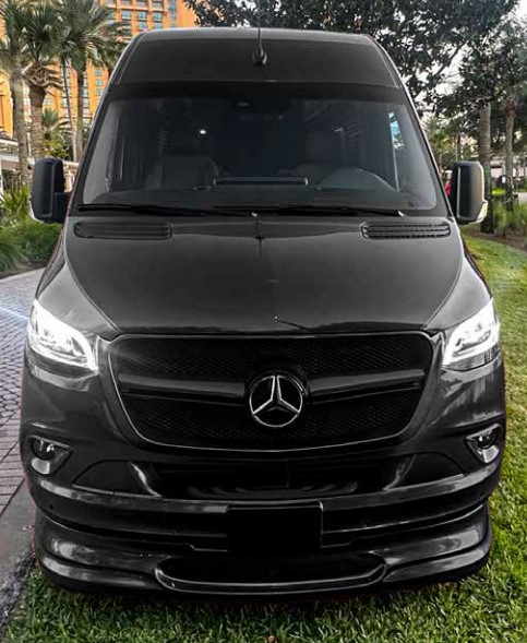 A picture of an OGV Type B motorhome on a Mercedes chassis.