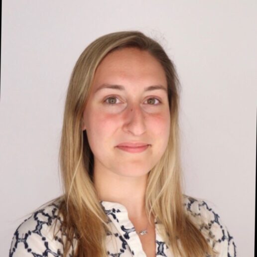 A photo of Lexi Roberts.