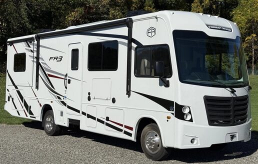 An exterior photo of the FR3 31DS motorhome.