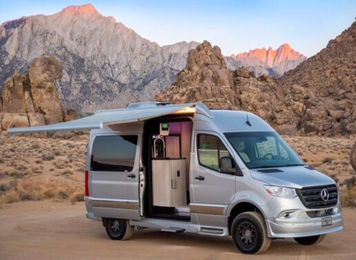 An exterior photo of the Grech RV Vacanza-ion.